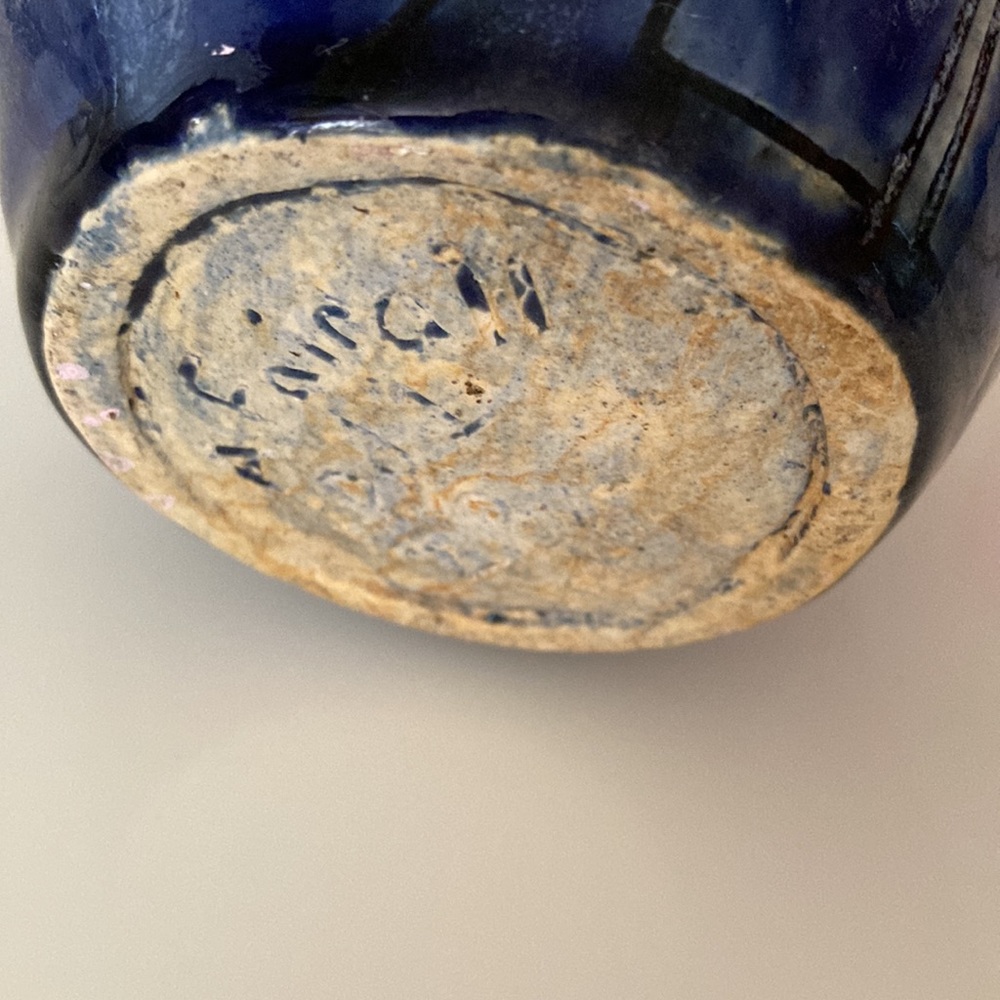 Pottery - Picture 4 of 4